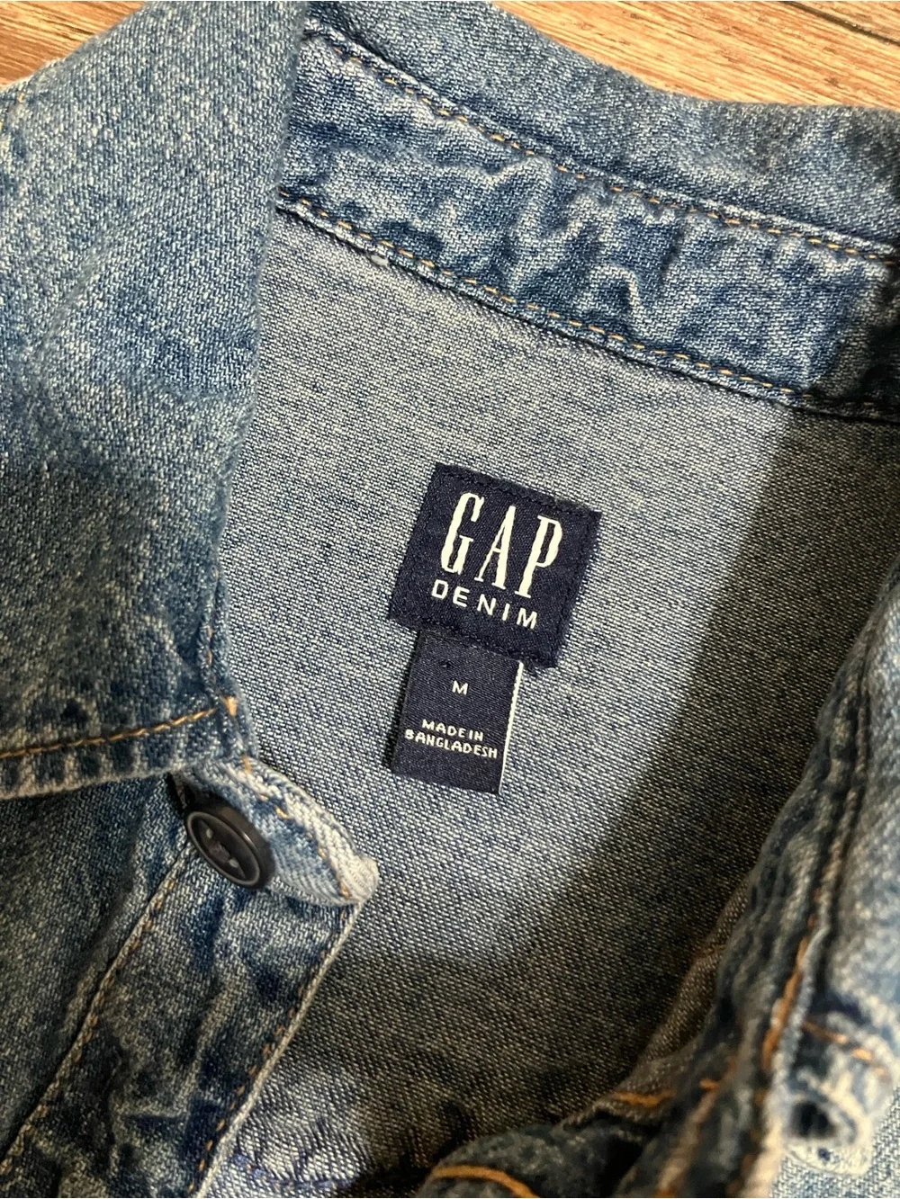 GAP Kids Washed Blue Denim Button-Down Shirt M Pearl type snap